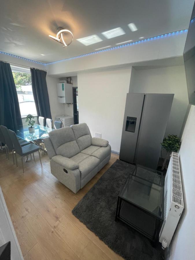 M&C Guest House Birkenhead Extérieur photo